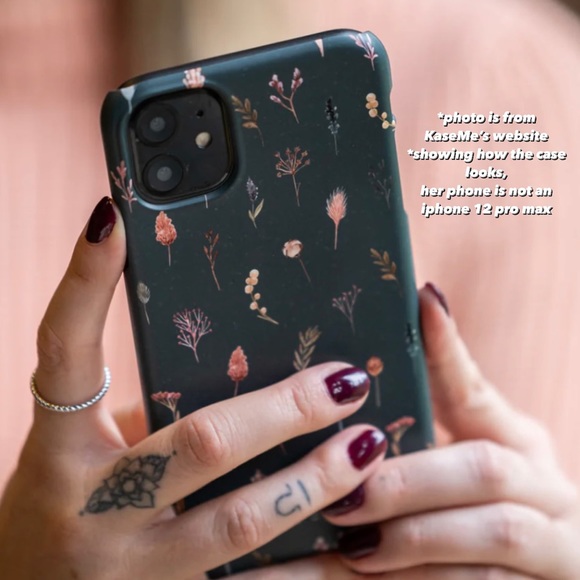 KaseMe Green Iphone 12 pro max phone case - Picture 4 of 8